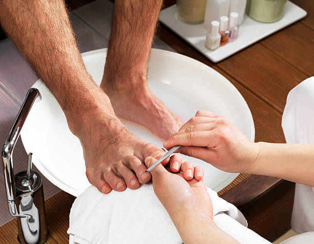 Menicure & Pedicure