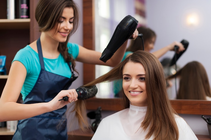 Hairstyling (Included Hairwash)